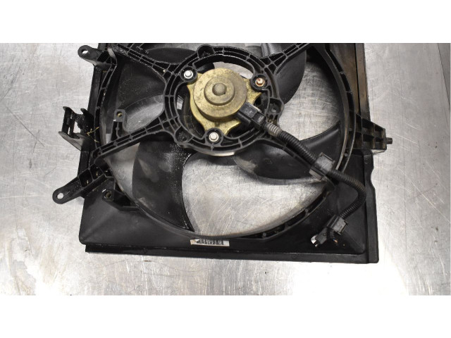 Вентилятор радиатора Mitsubishi Carisma