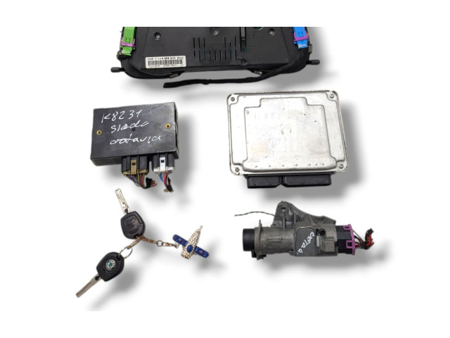 Комплект блоков управления 0281010129, 038906012H   Skoda Octavia Mk1 (1U)