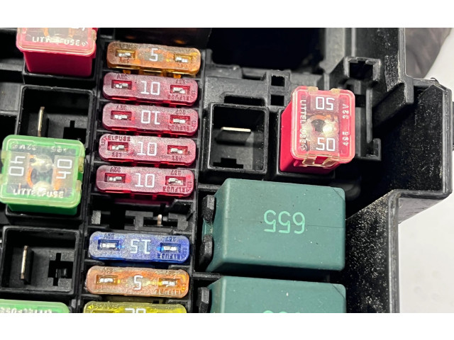 Pojistková skříňka 5C0937132C Volkswagen PASSAT B8 USA 2018