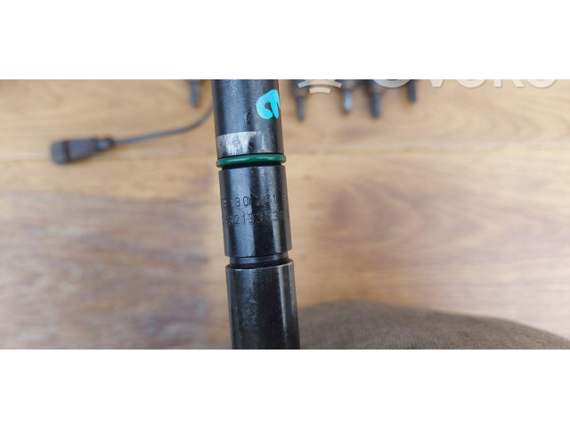 Комплект форсунок 059130201E, 059130202E    Skoda Octavia Mk1 (1U)   