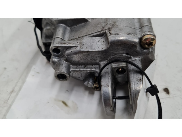 Электрический двигатель для регулировки положения руля