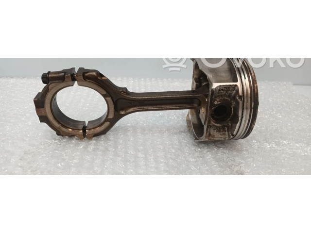 Píst Nissan Murano Z50