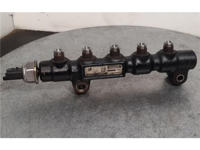 Топливная рампа 9654592680   Citroen C5  