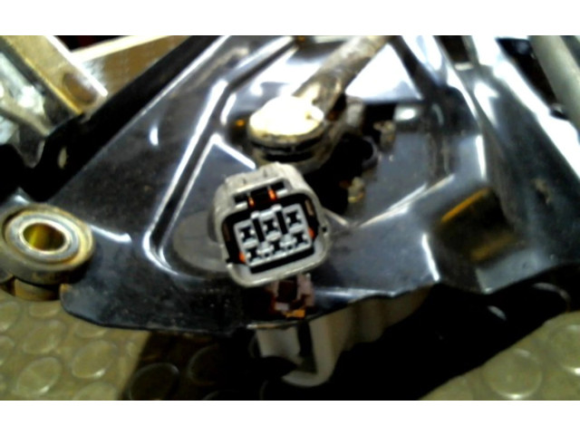 Моторчик дворников 8492007080    Mazda MPV II LW