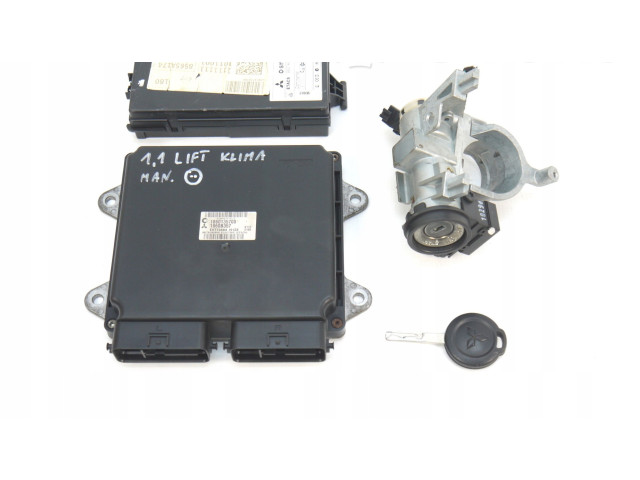 Комплект блоков управления 1860B357, 1860135700 Mitsubishi Colt