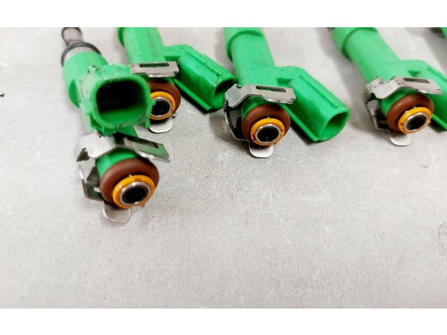 Vstřikovač GH5CL Suzuki Ignis