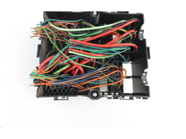 Блок предохранителей  2N1T14401BJ   Ford Fusion    