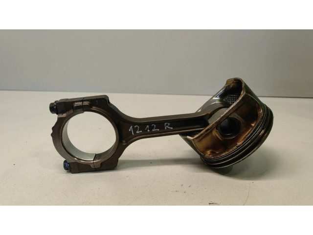 Píst Chevrolet Camaro pro benzínový motor 3.6