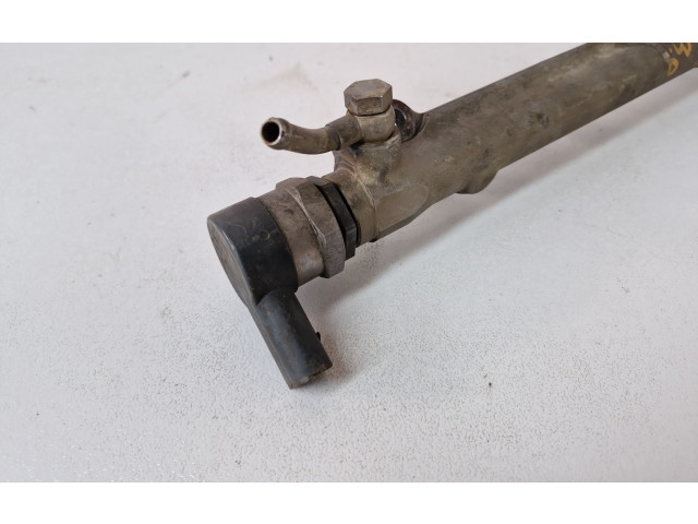 Топливная рампа 0445216008 BMW 5 E60 E61