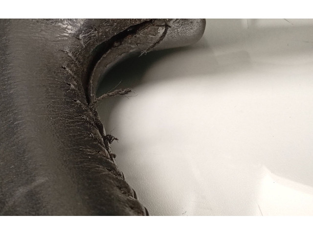 Volant Mitsubishi Pajero 2002 MR510987