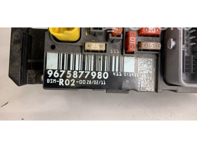 Pojistková skříňka Řídící jednotka BSM 9807028580 Peugeot 3008 I 2011