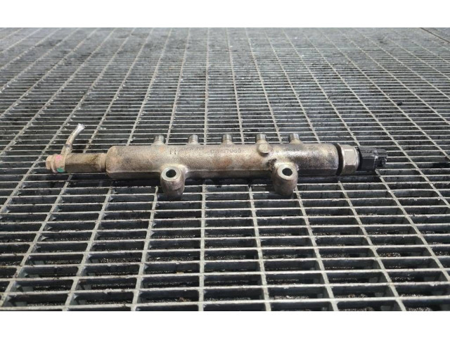 Топливная рампа Mitsubishi L200 для двигателя 4D56