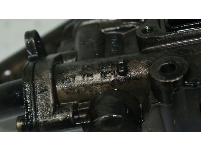 Čerpadlo oleje 057115105L Audi A8 S8 D3 4E