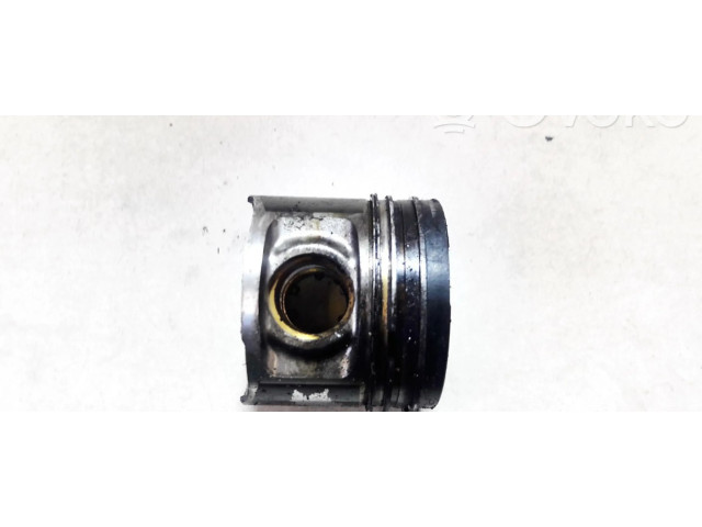  Поршень    Alfa Romeo 156 для дизельного двигателя 1.9