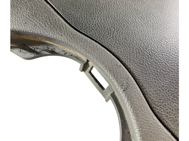 Подушка безопасности для колен P1XH71DX9AB, 68189156AA Jeep Grand Cherokee