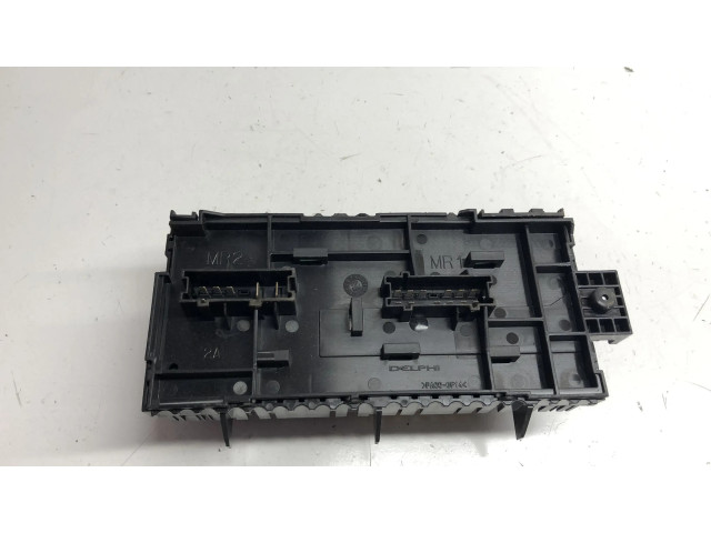 Pojistková skříňka 2469060093 Mercedes-Benz A W176 2013