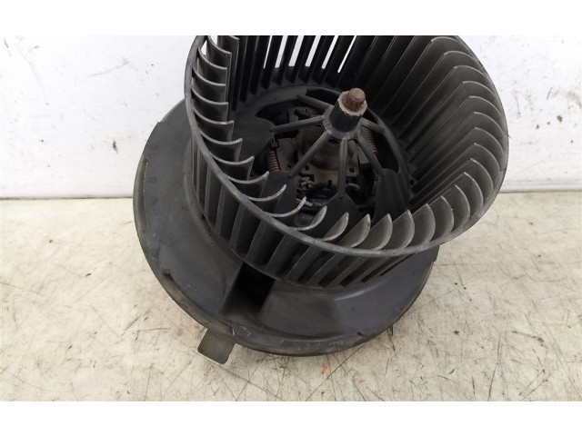 Вентилятор печки 1K1819015 Skoda Octavia Mk2 (1Z)