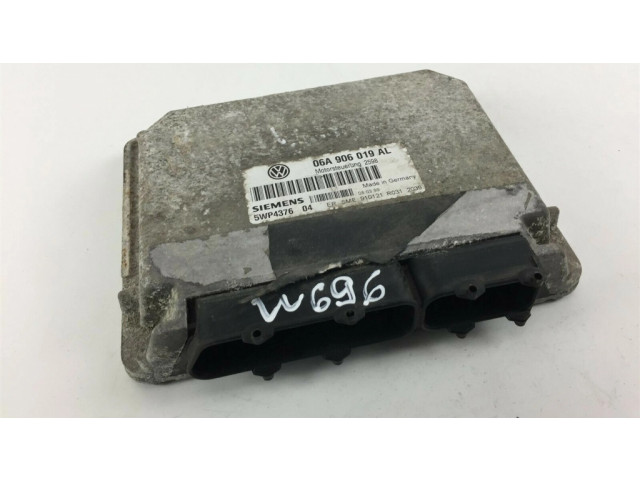 Блок управления 06A906019AL, W696 Seat Toledo II (1M)