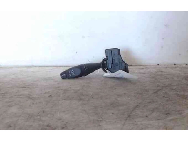 Ручка стеклоочистителей 1357437, 1357437   Ford Fusion