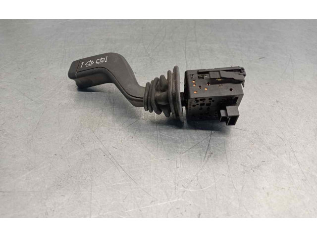 Ручка стеклоочистителей 09185413 Opel Meriva A