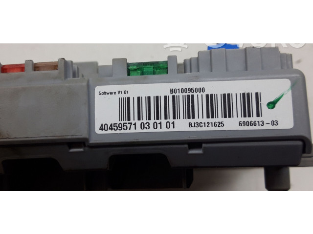 Блок предохранителей 6906613, 106887   BMW 1 E81 E87    