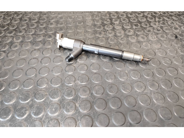 Форсунка 55570012    Opel Meriva B   