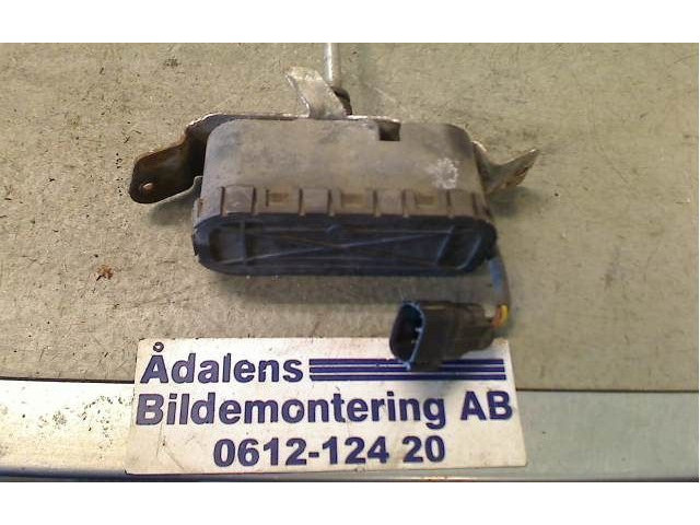 Моторчик стеклоочистителя 8620954 Volvo S80