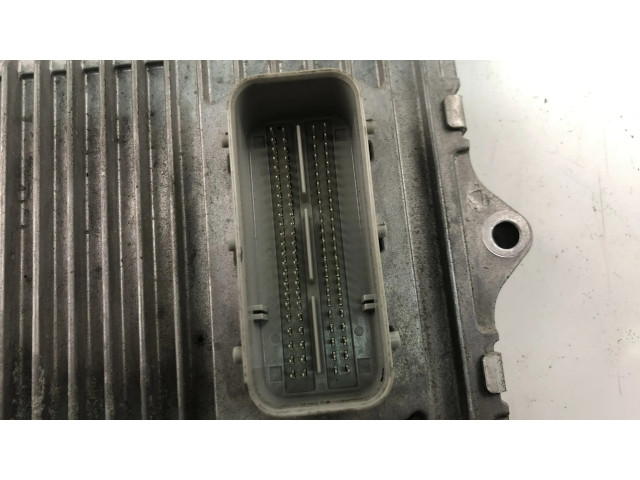 Блок управления двигателем Блок управления P05150779AB Fiat Freemont