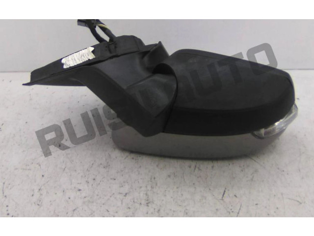 Зеркало электрическое        Skoda Fabia Mk3 (NJ)  2015 - 2021 года   