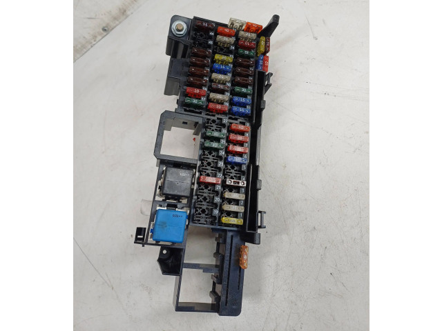 Pojistková skříňka Mercedes-Benz Vaneo W414 2002