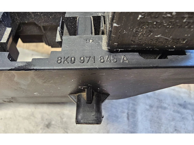 Блок предохранителей  8K0971845A   Audi A5 8T 8F    