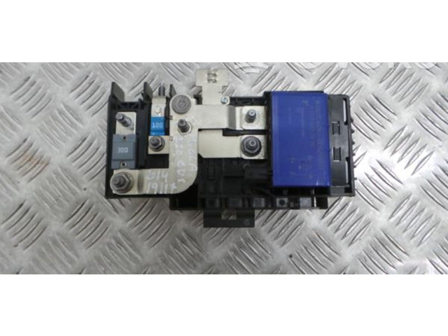 Pojistková skříňka A2465401350, A0035422319 Mercedes-Benz CLA C117 X117 W117 2014