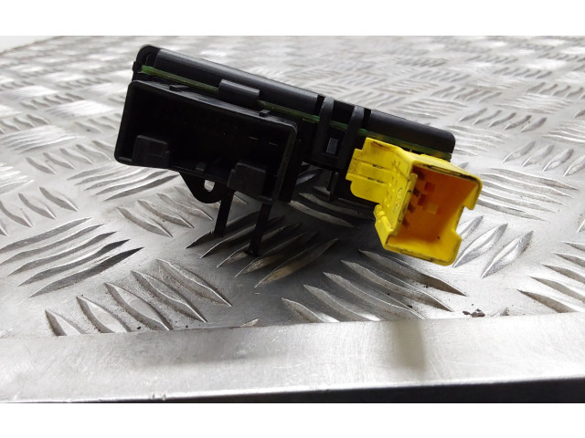 Модуль управления зеркалом крыла