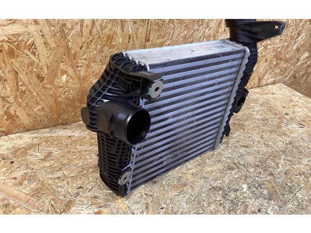 Интеркулер 95b145804b Porsche Macan (95B)