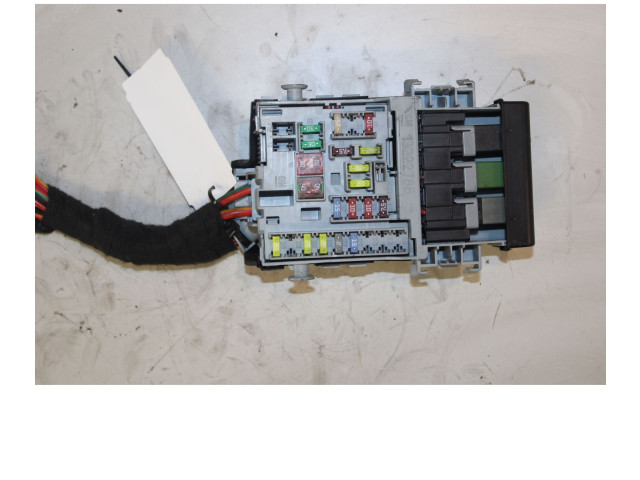 Pojistková skříňka Chevrolet Cruze 2009