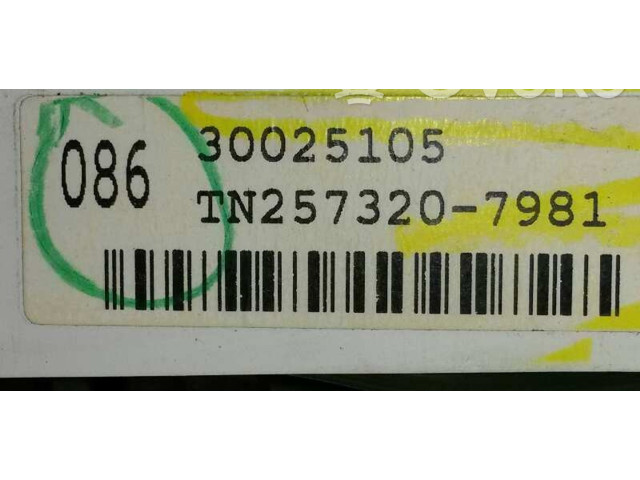 Přístrojová deska Suzuki Grand Vitara I 2001 TN2573207981, 30025105