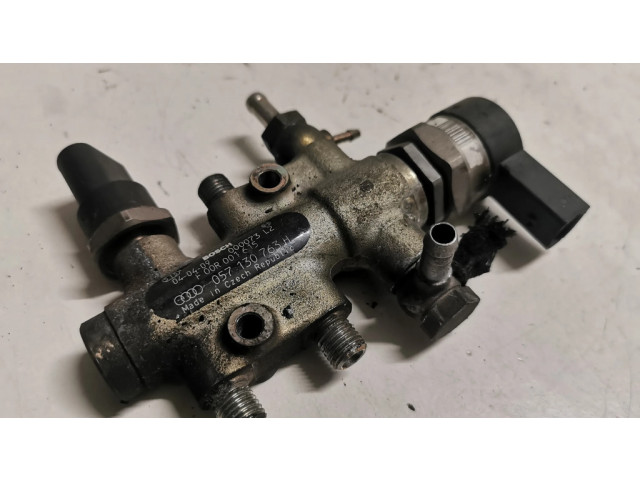 Vstřikovací lišta 057130763H   Audi A8 S8 D3 4E  pro naftový motor 4.0  