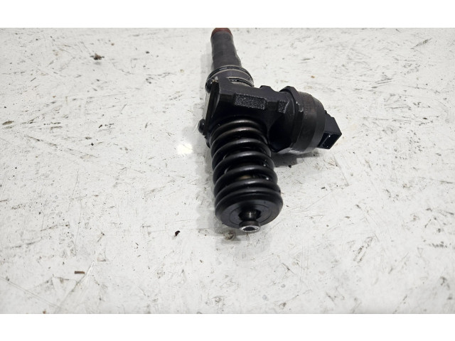 Форсунка 036130073BN Volkswagen Golf Plus