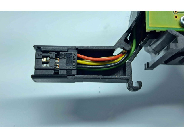 Ручка стеклоочистителей 8P0953519E   Audi A3 S3 8L