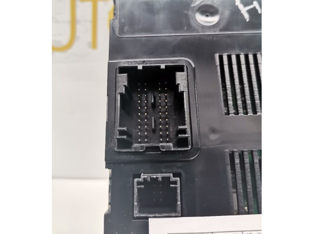 Блок управления климат-контролем 96738323XT, A2C37822700   Peugeot 5008