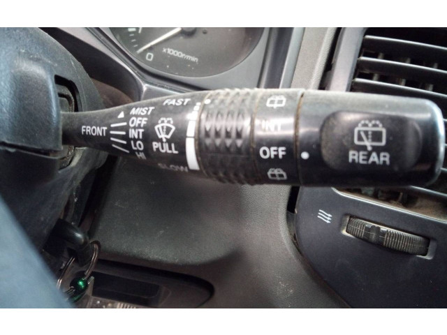 Ручка стеклоочистителей Mitsubishi Montero