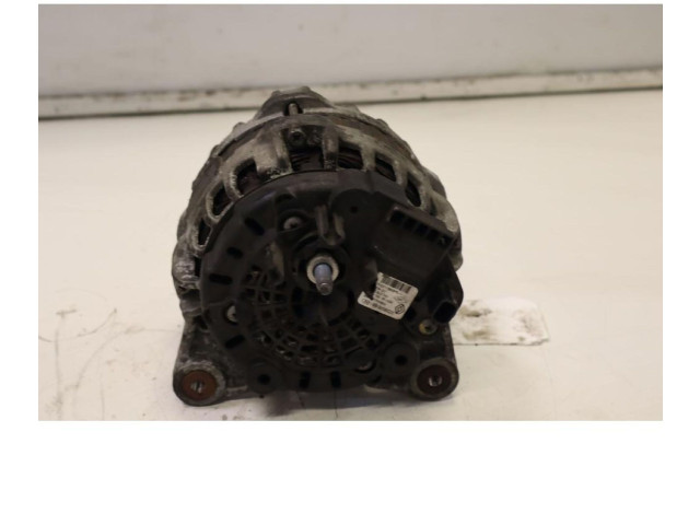 Генератор 231001568R Dacia Duster