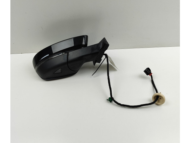 Зеркало электрическое Skoda Karoq 2017 - года