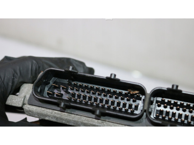 Блок управления двигателя 06A906018fh   Skoda Octavia Mk1 (1U)