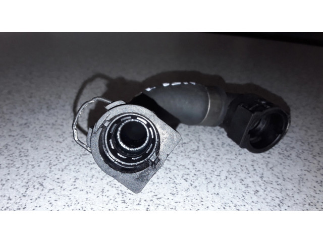 Трубка (трубки)/ шланг (шланги) радиатора печки