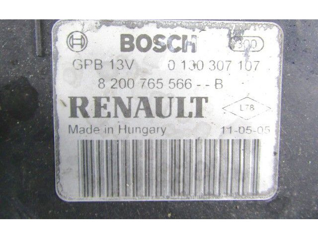 Вентилятор радиатора     8200765566    Dacia Sandero 