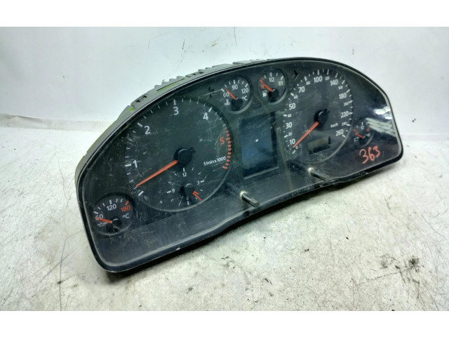 Панель приборов 4B0919880X   Audi A6 S6 C5 4B       