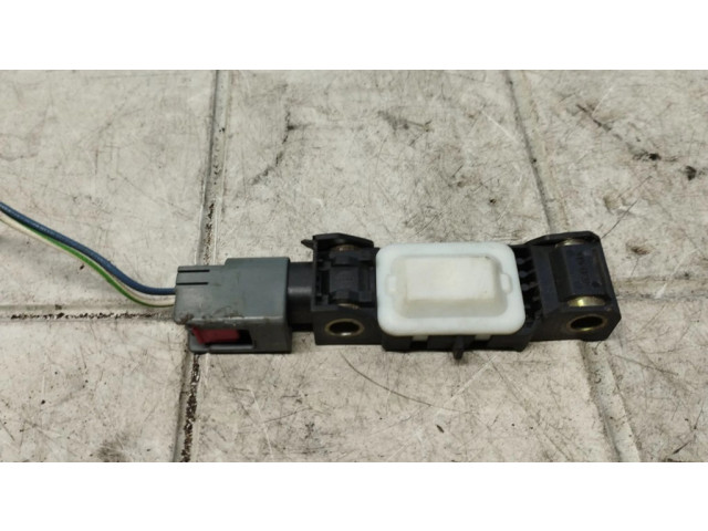 Датчик удара надувных подушек