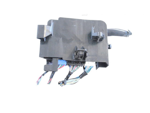 Pojistková skříňka Lexus ES 250 - 300 - 330 2019