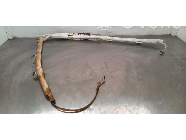 Боковая подушка безопасности Lynk & co 01